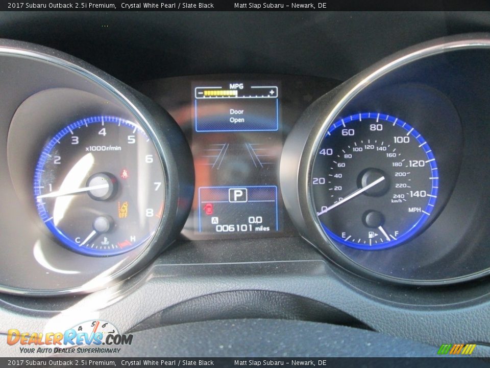 2017 Subaru Outback 2.5i Premium Crystal White Pearl / Slate Black Photo #26