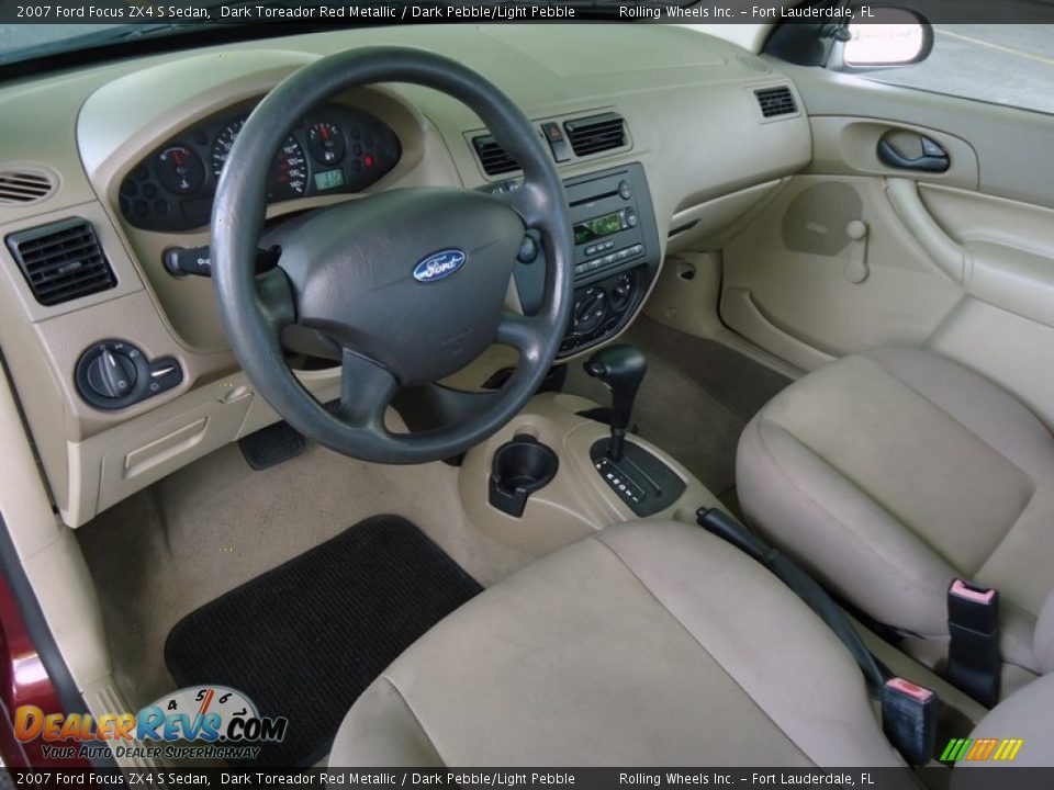 2007 Ford Focus ZX4 S Sedan Dark Toreador Red Metallic / Dark Pebble/Light Pebble Photo #26
