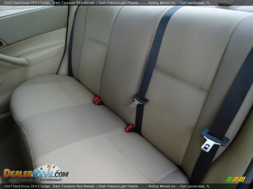 2007 Ford Focus ZX4 S Sedan Dark Toreador Red Metallic / Dark Pebble/Light Pebble Photo #34
