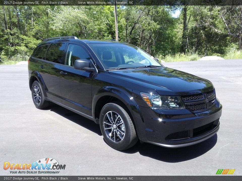 2017 Dodge Journey SE Pitch Black / Black Photo #4