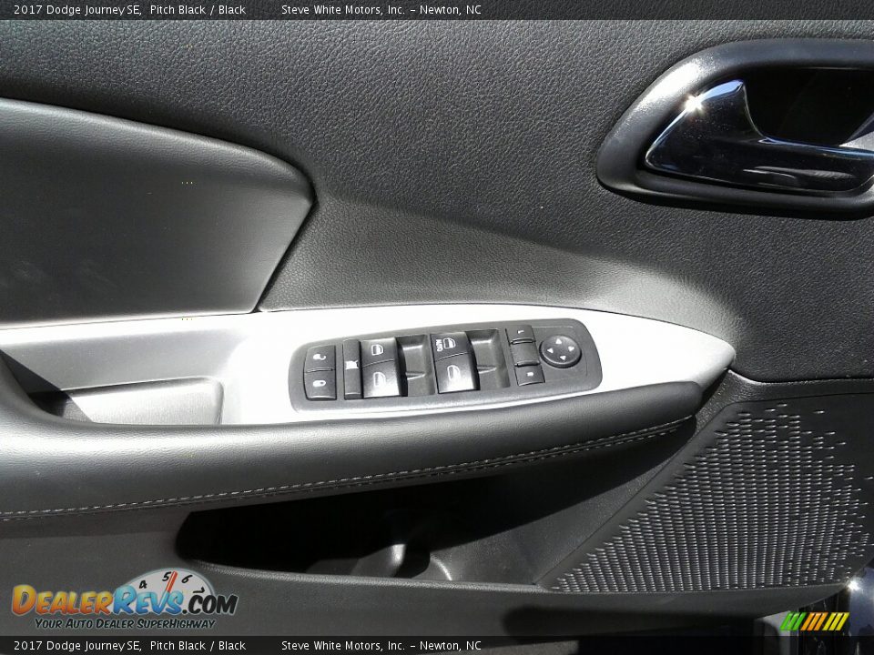 2017 Dodge Journey SE Pitch Black / Black Photo #12