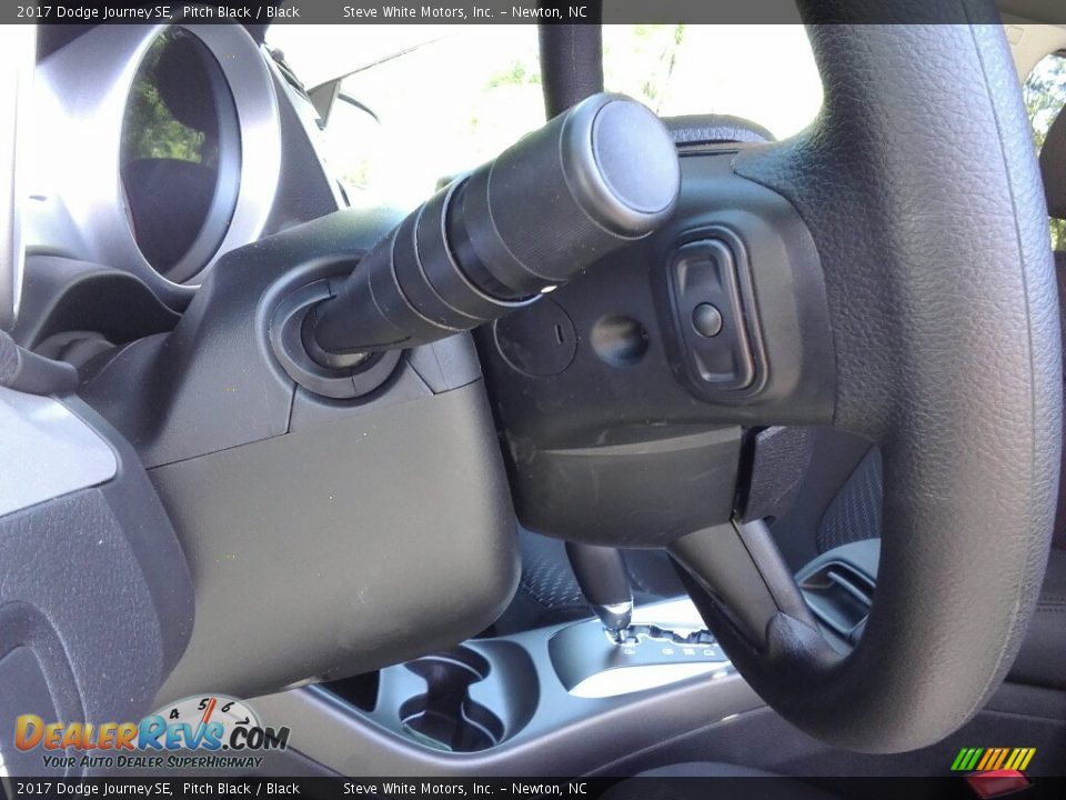 2017 Dodge Journey SE Pitch Black / Black Photo #13