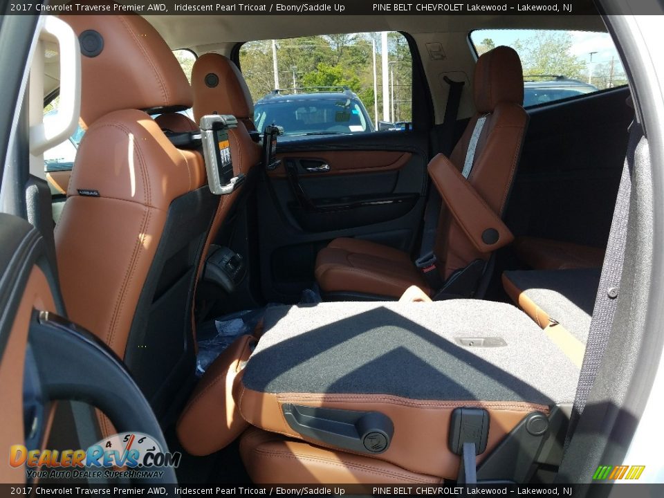 2017 Chevrolet Traverse Premier AWD Iridescent Pearl Tricoat / Ebony/Saddle Up Photo #6
