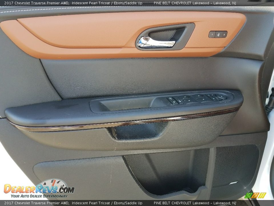 2017 Chevrolet Traverse Premier AWD Iridescent Pearl Tricoat / Ebony/Saddle Up Photo #8