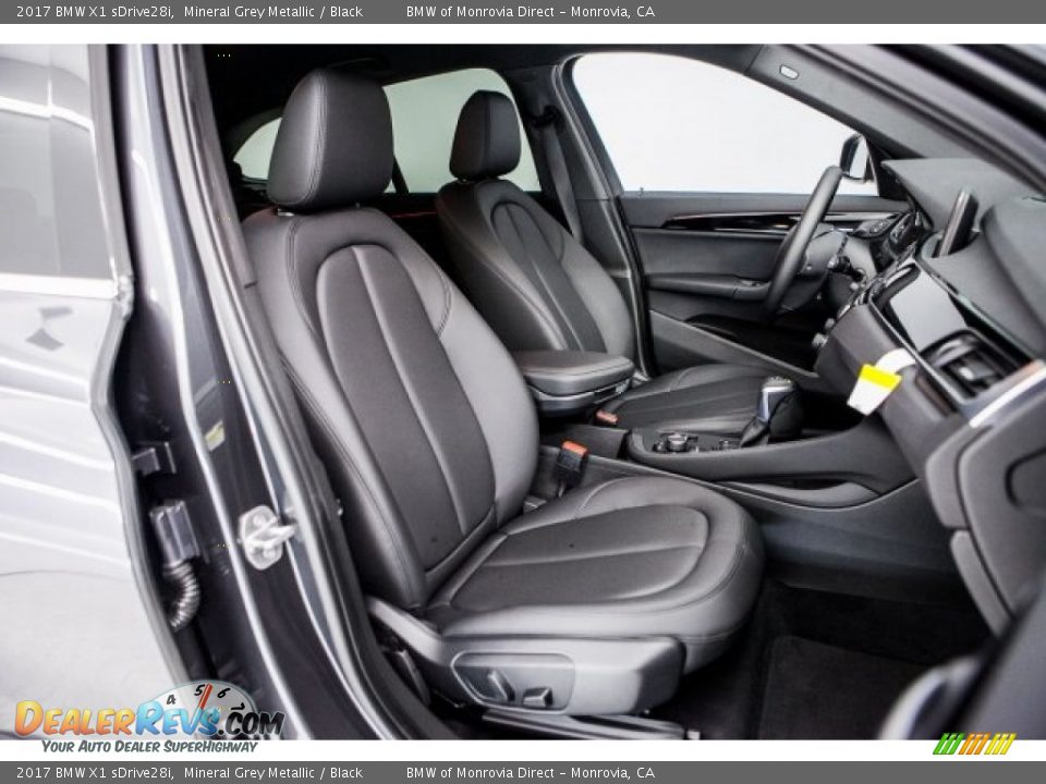 2017 BMW X1 sDrive28i Mineral Grey Metallic / Black Photo #2