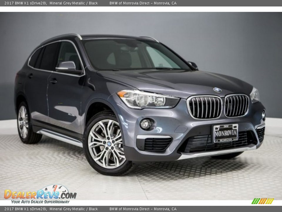 2017 BMW X1 sDrive28i Mineral Grey Metallic / Black Photo #12