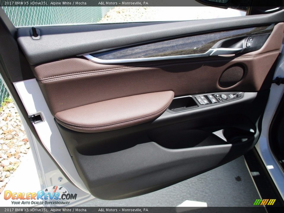 2017 BMW X5 xDrive35i Alpine White / Mocha Photo #9