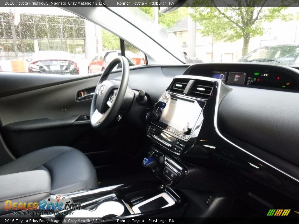 2016 Toyota Prius Four Magnetic Gray Metallic / Black Photo #13