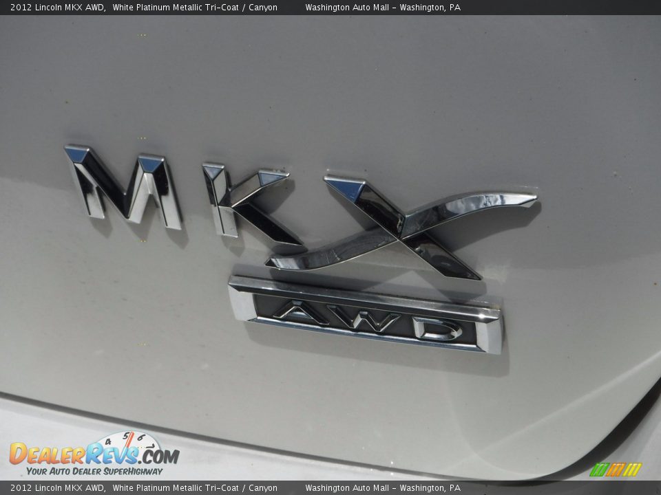 2012 Lincoln MKX AWD White Platinum Metallic Tri-Coat / Canyon Photo #11