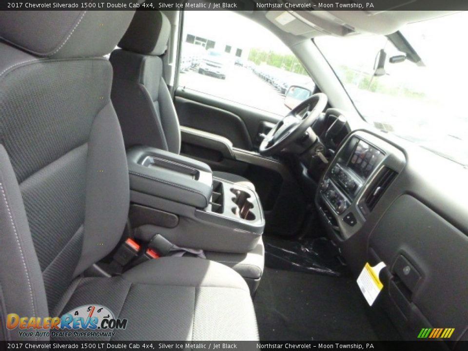 2017 Chevrolet Silverado 1500 LT Double Cab 4x4 Silver Ice Metallic / Jet Black Photo #9