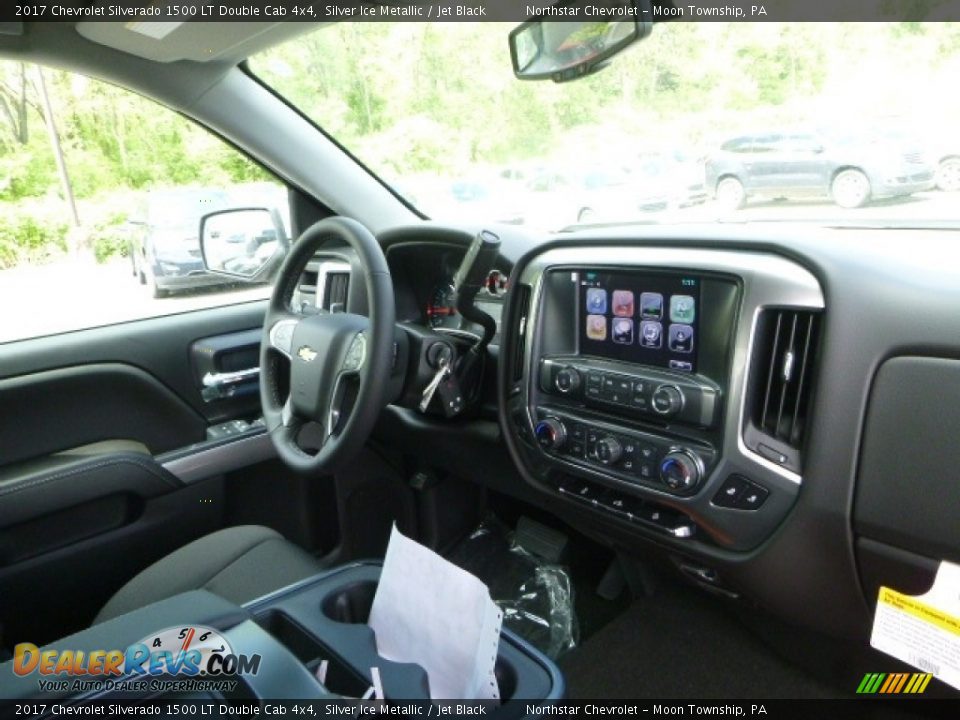 2017 Chevrolet Silverado 1500 LT Double Cab 4x4 Silver Ice Metallic / Jet Black Photo #11