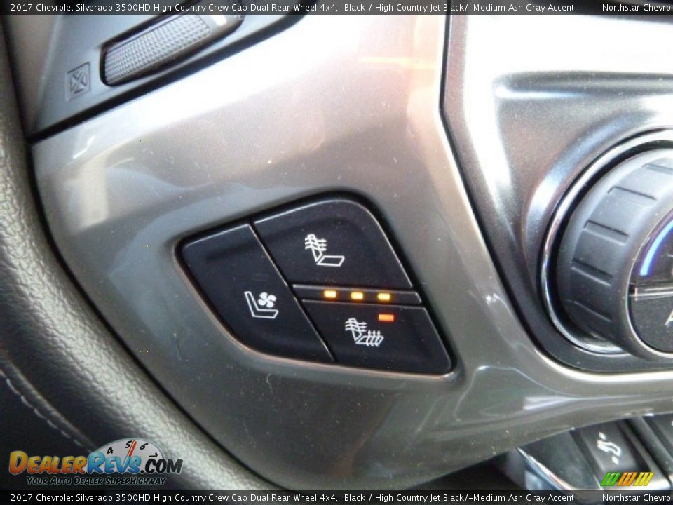 Controls of 2017 Chevrolet Silverado 3500HD High Country Crew Cab Dual Rear Wheel 4x4 Photo #19
