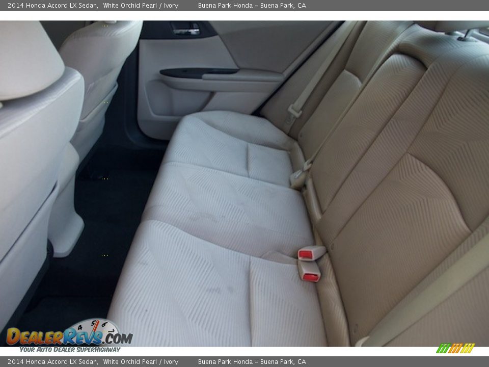 2014 Honda Accord LX Sedan White Orchid Pearl / Ivory Photo #4