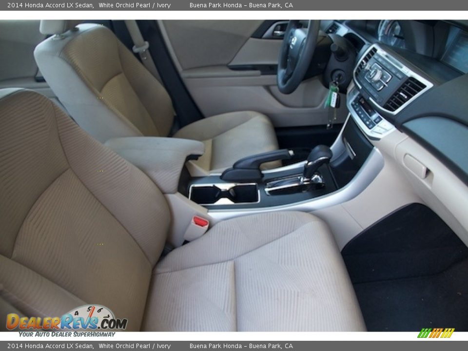 2014 Honda Accord LX Sedan White Orchid Pearl / Ivory Photo #16