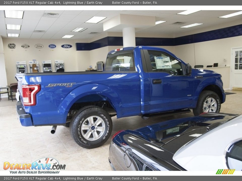 2017 Ford F150 XLT Regular Cab 4x4 Lightning Blue / Earth Gray Photo #2