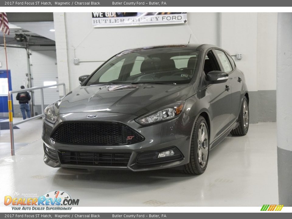 2017 Ford Focus ST Hatch Magnetic / Charcoal Black Photo #2