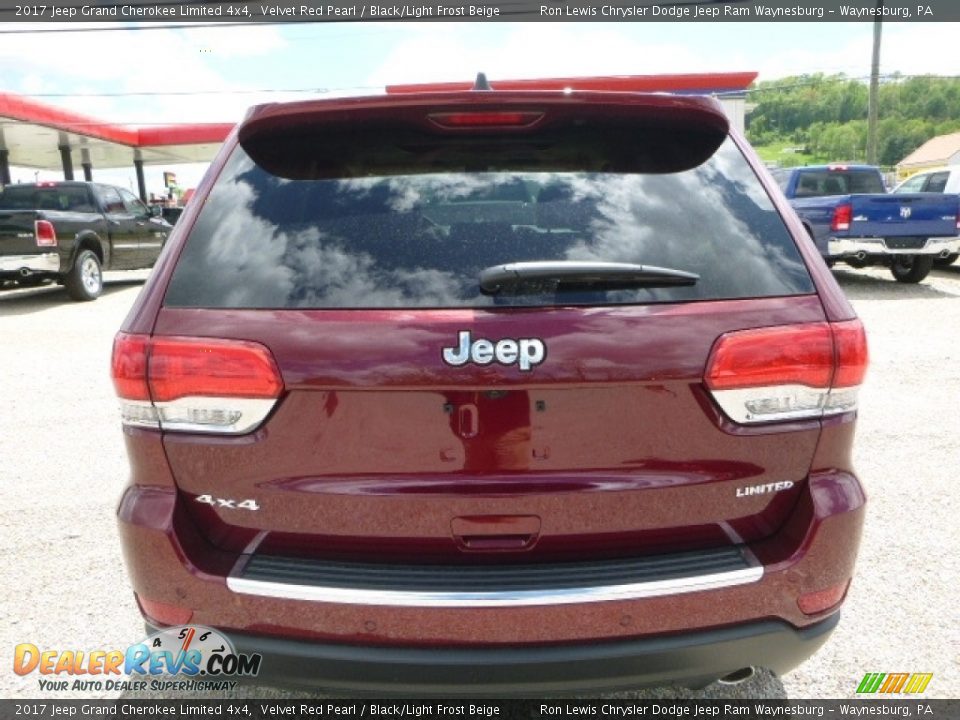 2017 Jeep Grand Cherokee Limited 4x4 Velvet Red Pearl / Black/Light Frost Beige Photo #4