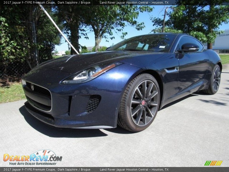 Front 3/4 View of 2017 Jaguar F-TYPE Premium Coupe Photo #10