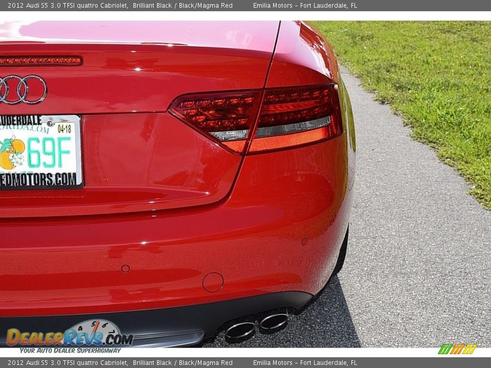 2012 Audi S5 3.0 TFSI quattro Cabriolet Brilliant Black / Black/Magma Red Photo #19