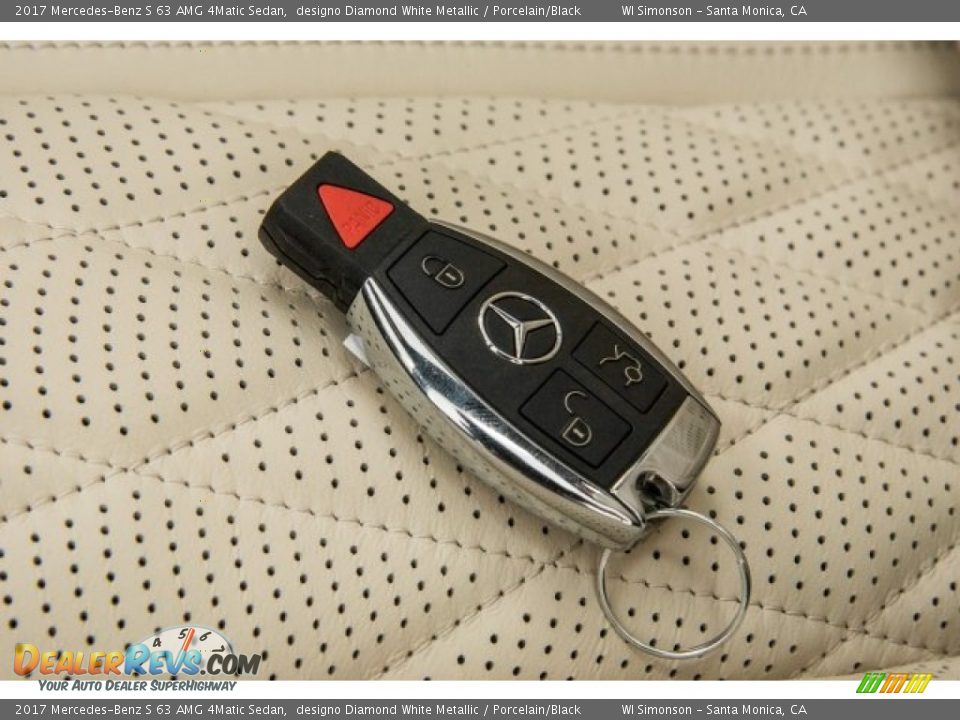 Keys of 2017 Mercedes-Benz S 63 AMG 4Matic Sedan Photo #11