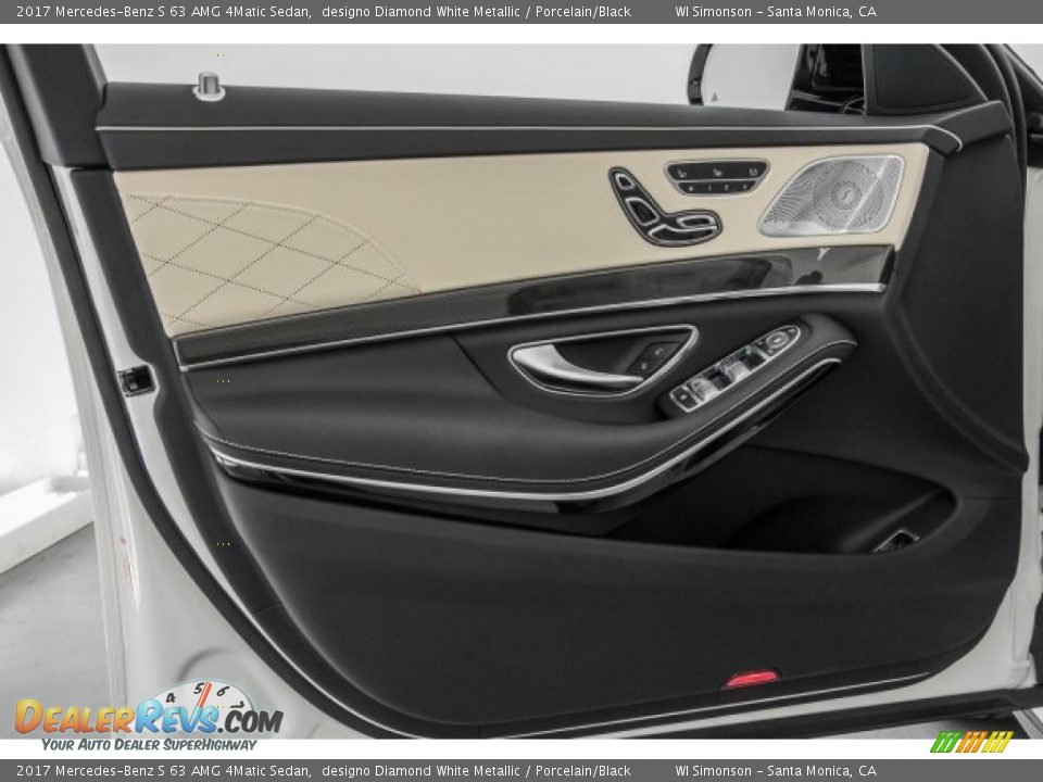 2017 Mercedes-Benz S 63 AMG 4Matic Sedan designo Diamond White Metallic / Porcelain/Black Photo #24