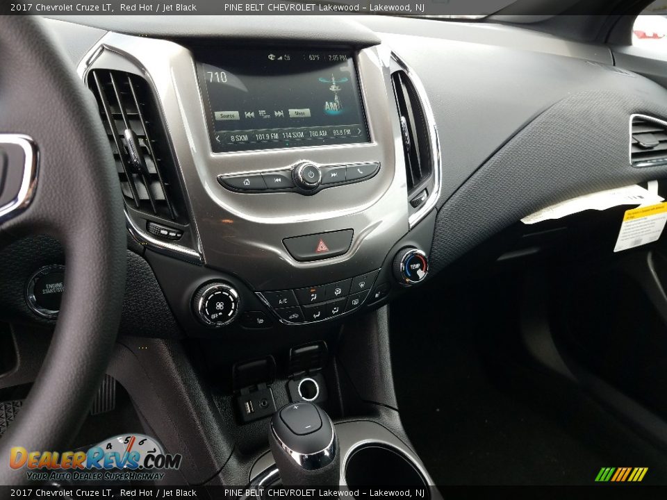 2017 Chevrolet Cruze LT Red Hot / Jet Black Photo #10