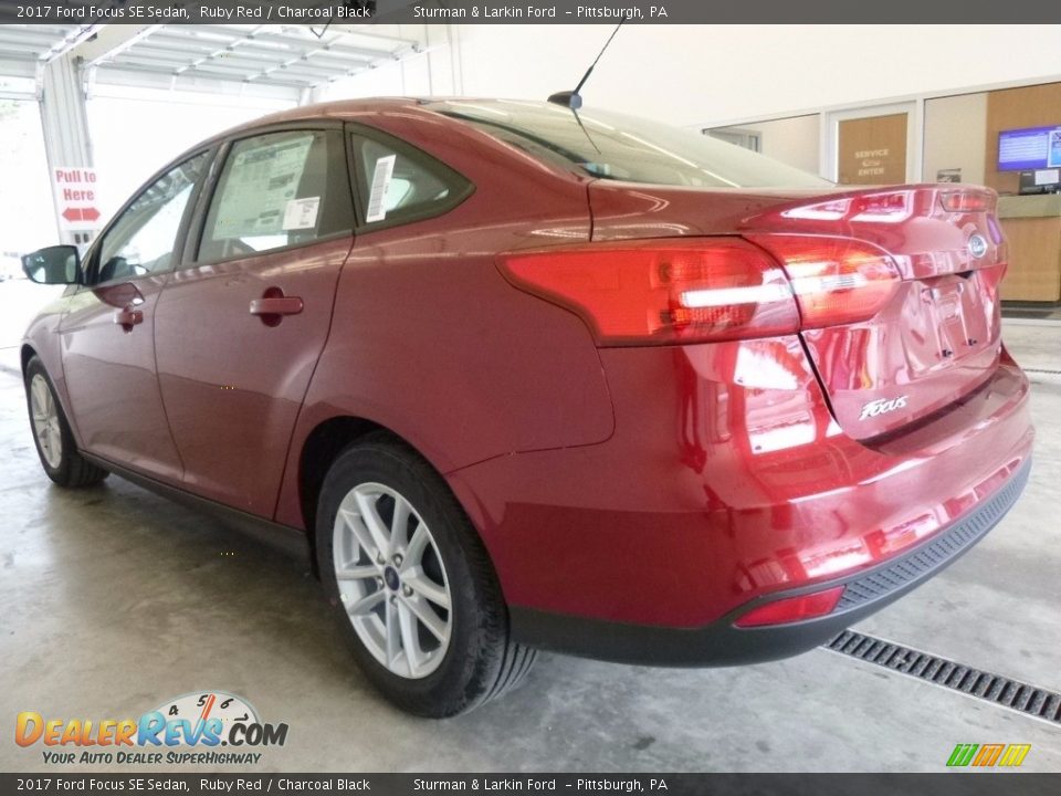2017 Ford Focus SE Sedan Ruby Red / Charcoal Black Photo #4
