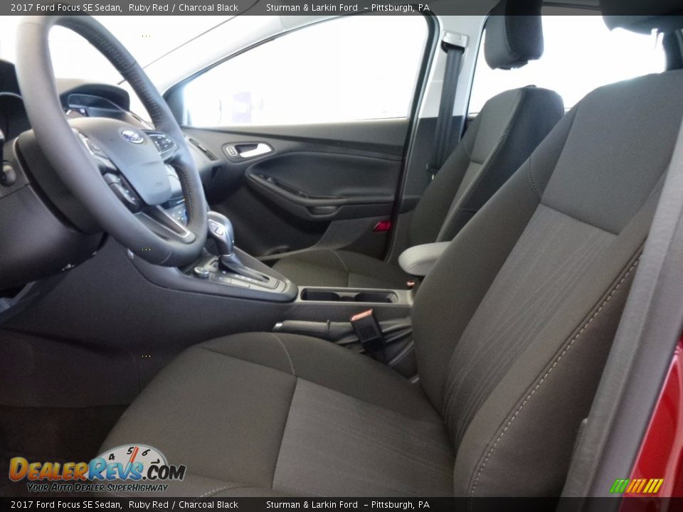 2017 Ford Focus SE Sedan Ruby Red / Charcoal Black Photo #7
