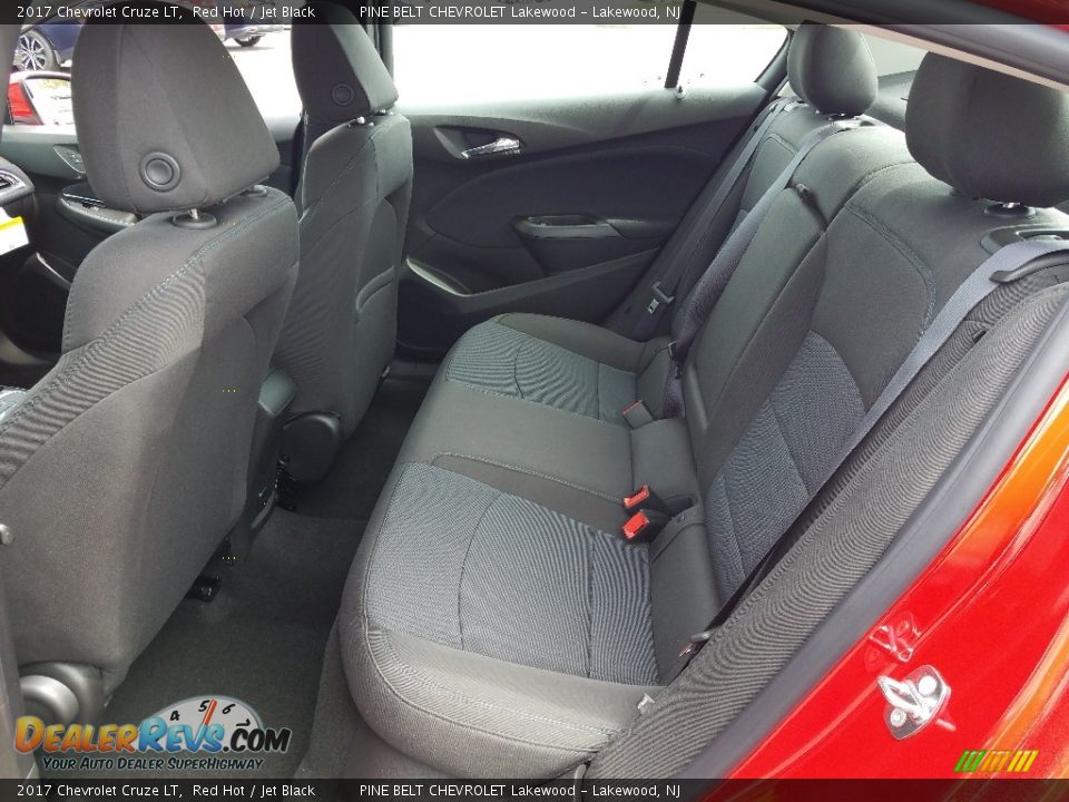 2017 Chevrolet Cruze LT Red Hot / Jet Black Photo #6
