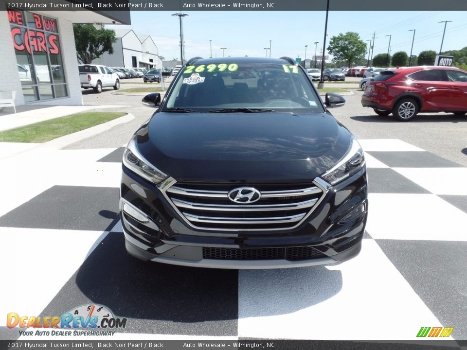 2017 Hyundai Tucson Limited Black Noir Pearl / Black Photo #2