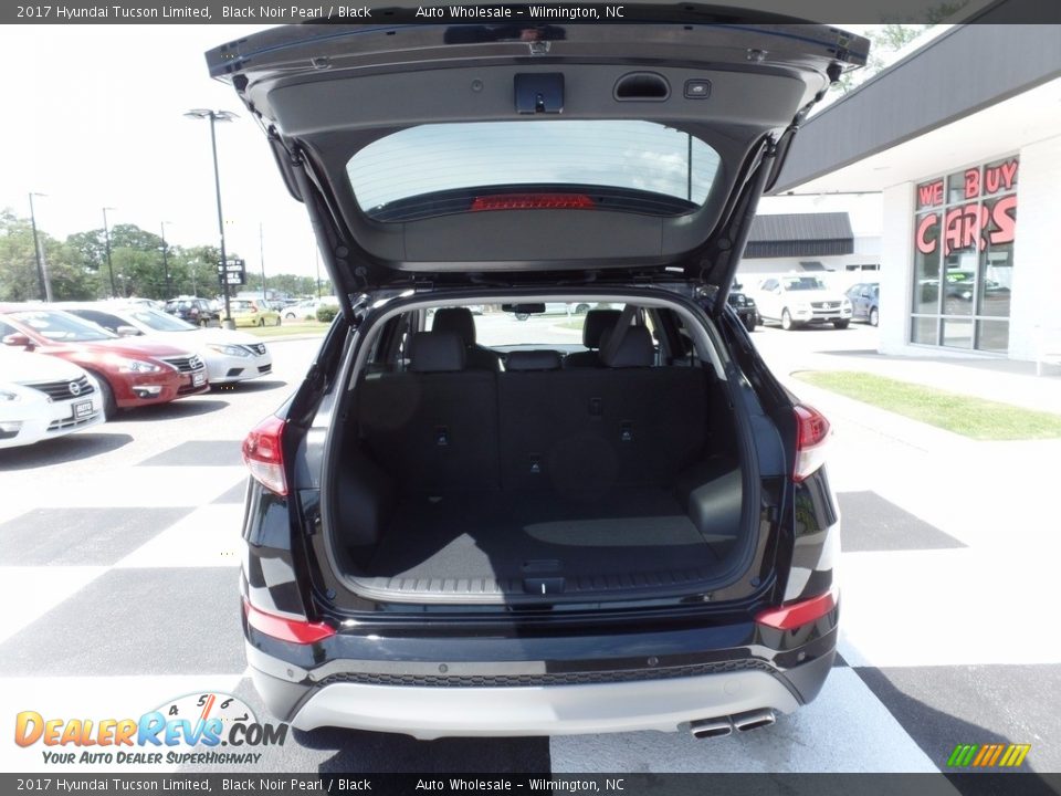 2017 Hyundai Tucson Limited Black Noir Pearl / Black Photo #5