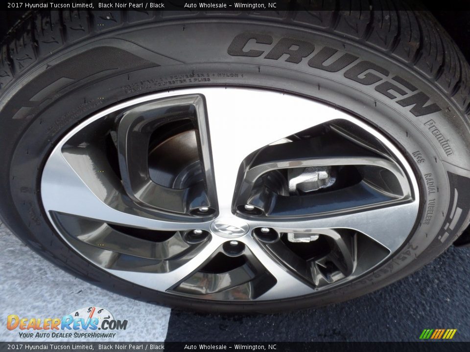 2017 Hyundai Tucson Limited Black Noir Pearl / Black Photo #7