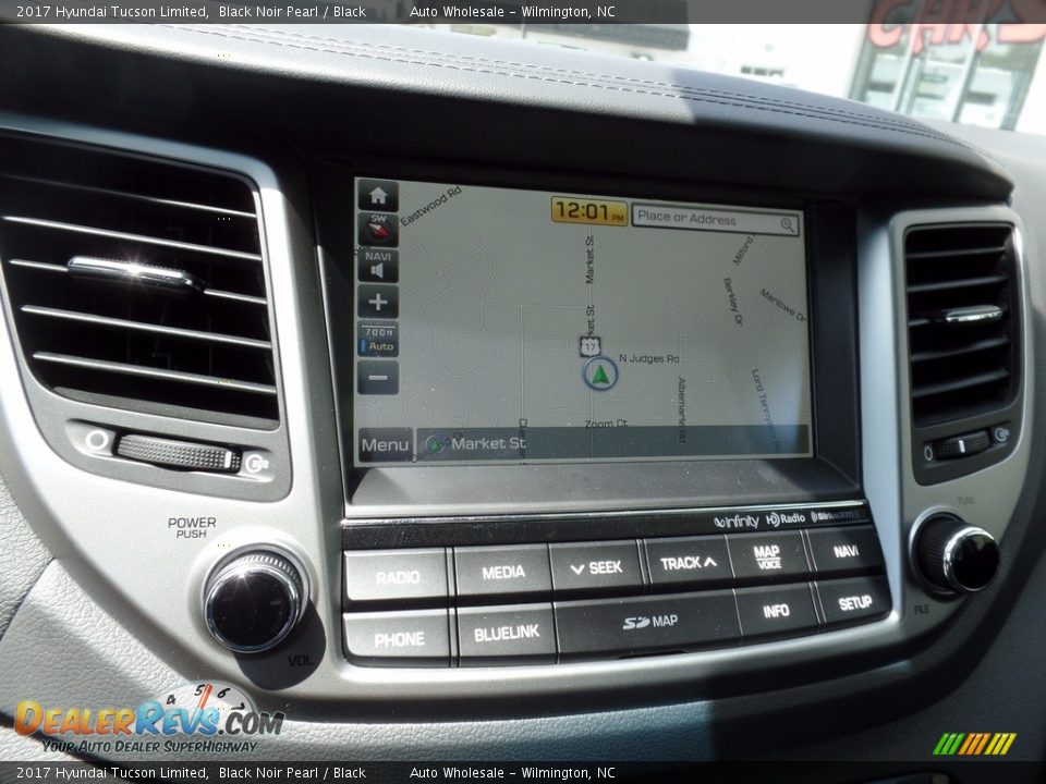 2017 Hyundai Tucson Limited Black Noir Pearl / Black Photo #17