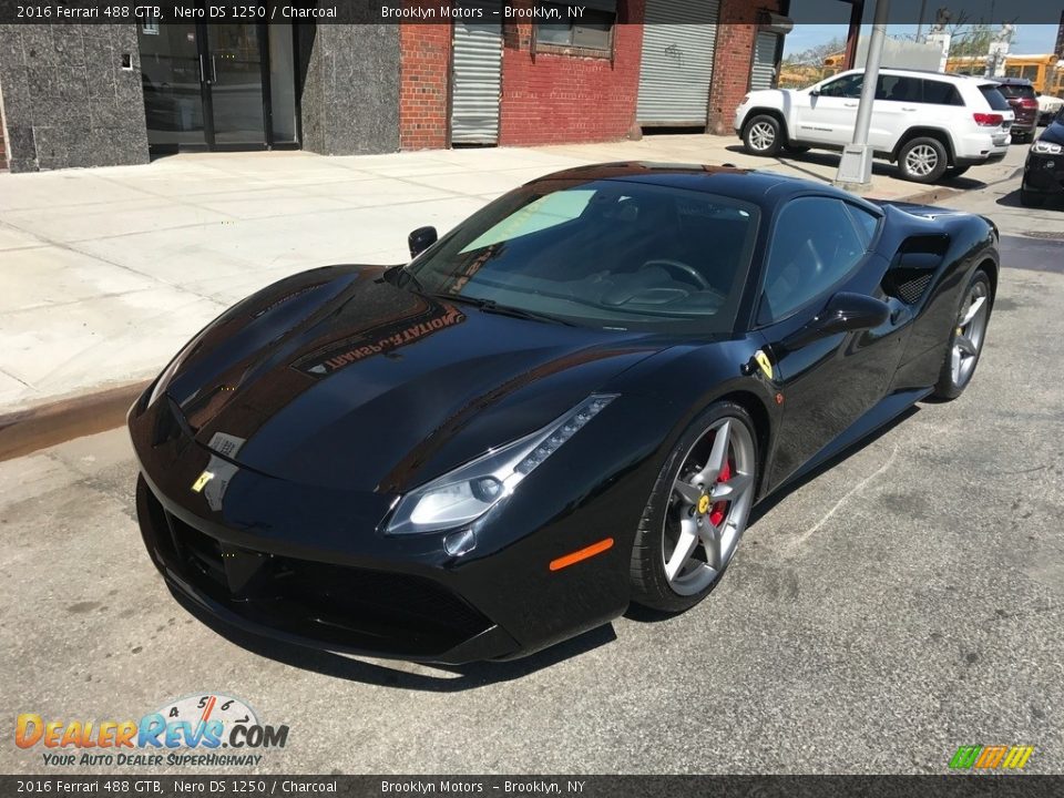 Front 3/4 View of 2016 Ferrari 488 GTB  Photo #1