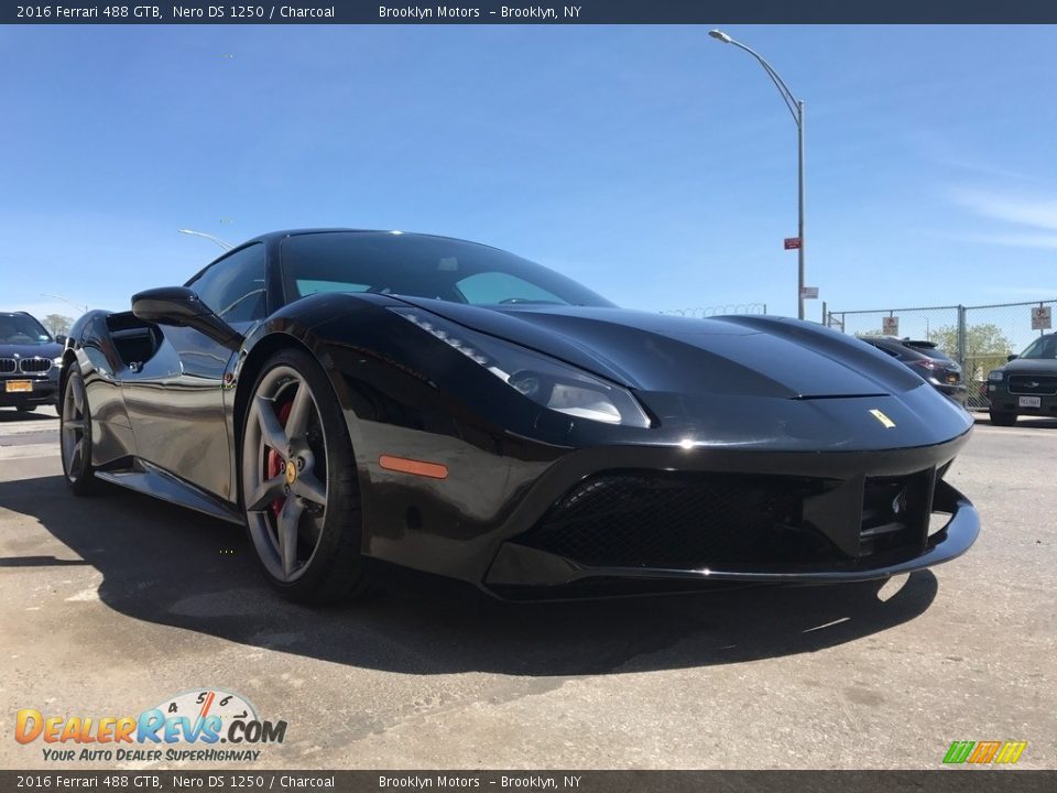 2016 Ferrari 488 GTB Nero DS 1250 / Charcoal Photo #4