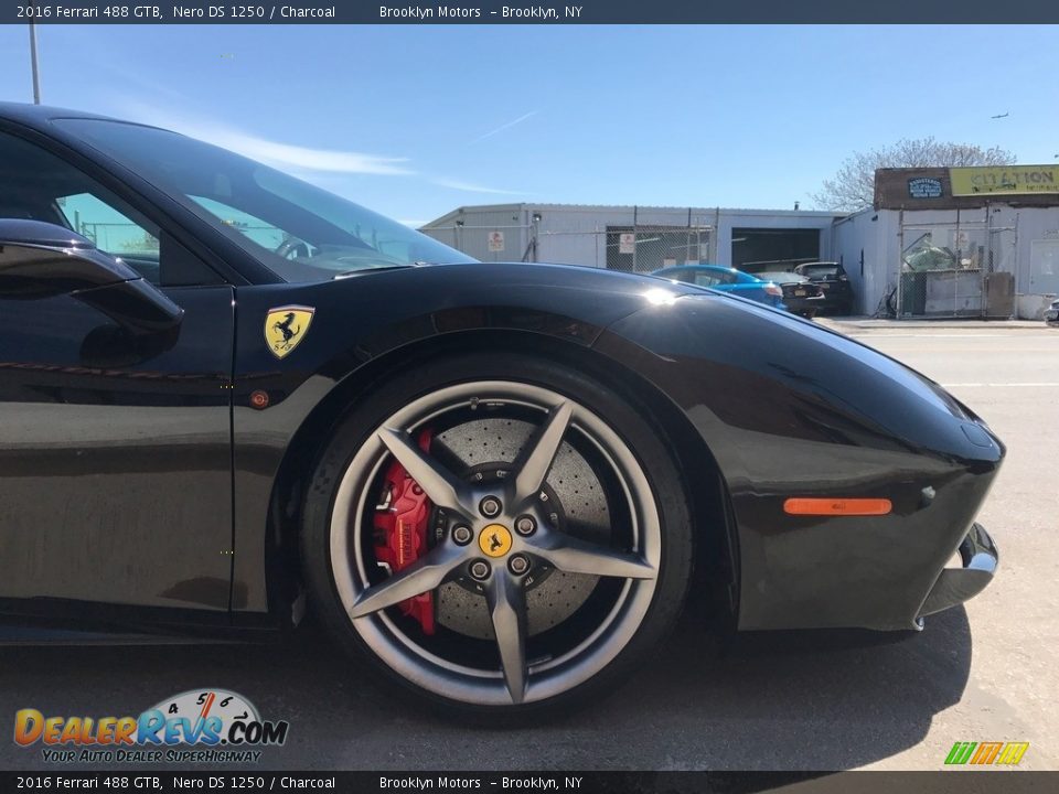 2016 Ferrari 488 GTB  Wheel Photo #9