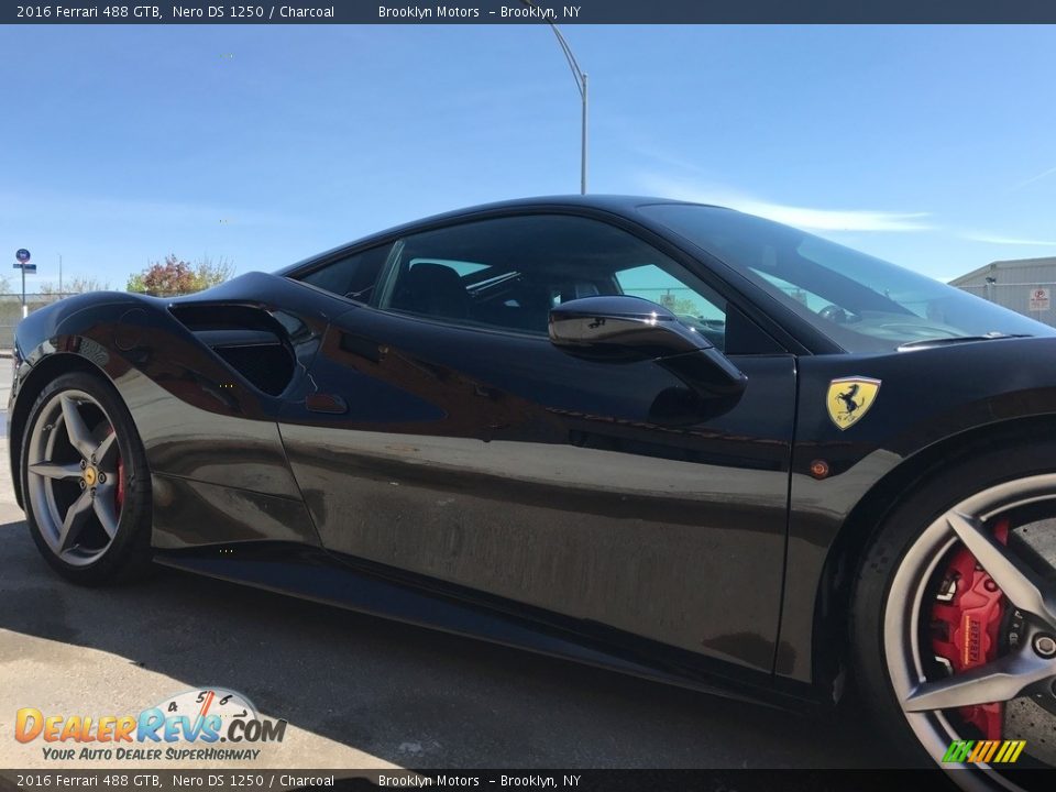 2016 Ferrari 488 GTB Nero DS 1250 / Charcoal Photo #11