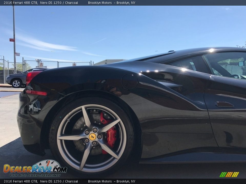 2016 Ferrari 488 GTB  Wheel Photo #13