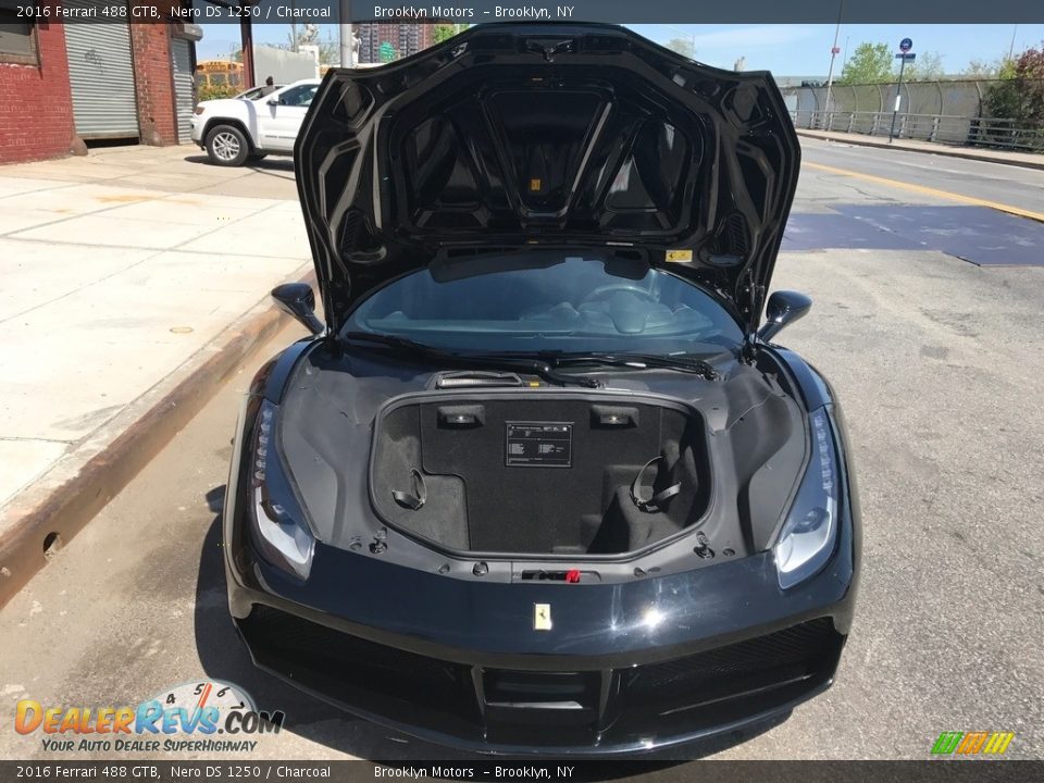 2016 Ferrari 488 GTB  Trunk Photo #25