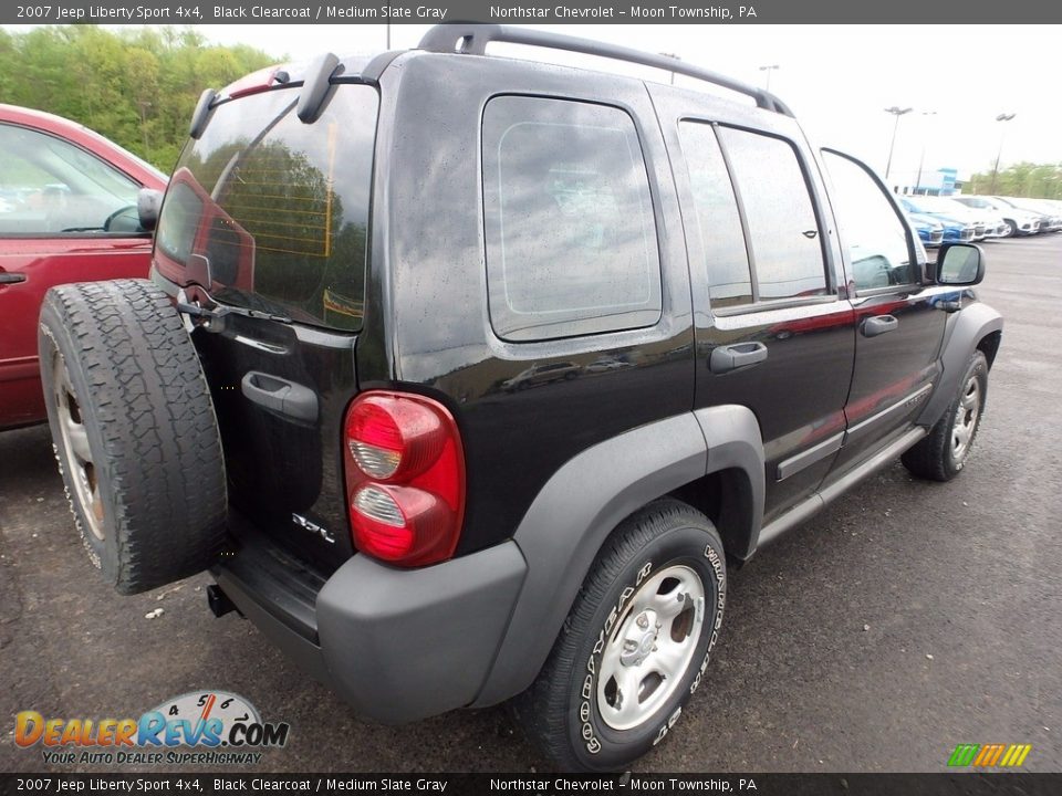 2007 Jeep Liberty Sport 4x4 Black Clearcoat / Medium Slate Gray Photo #4