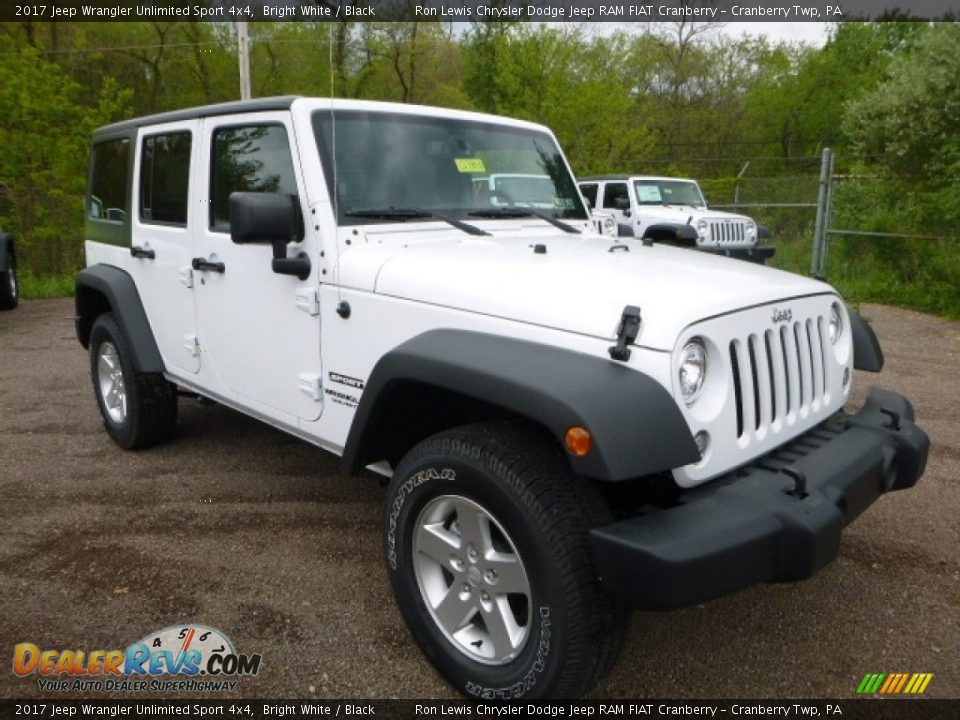 2017 Jeep Wrangler Unlimited Sport 4x4 Bright White / Black Photo #10