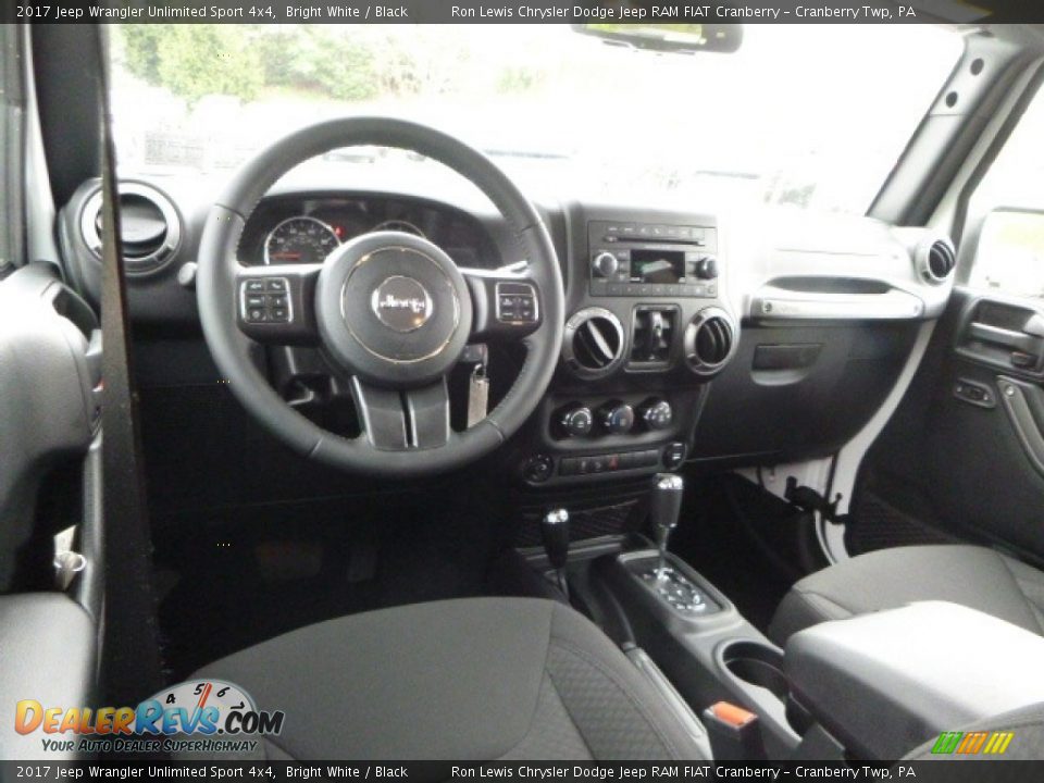 2017 Jeep Wrangler Unlimited Sport 4x4 Bright White / Black Photo #13