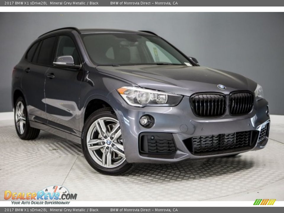 2017 BMW X1 sDrive28i Mineral Grey Metallic / Black Photo #12