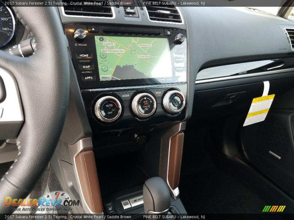 2017 Subaru Forester 2.5i Touring Crystal White Pearl / Saddle Brown Photo #10