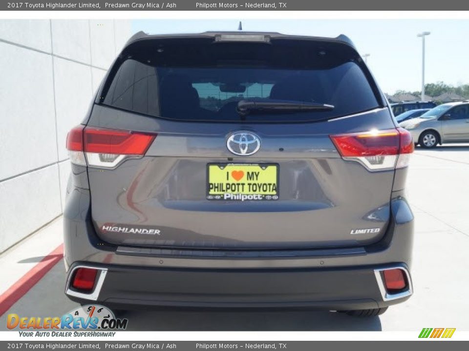 2017 Toyota Highlander Limited Predawn Gray Mica / Ash Photo #5