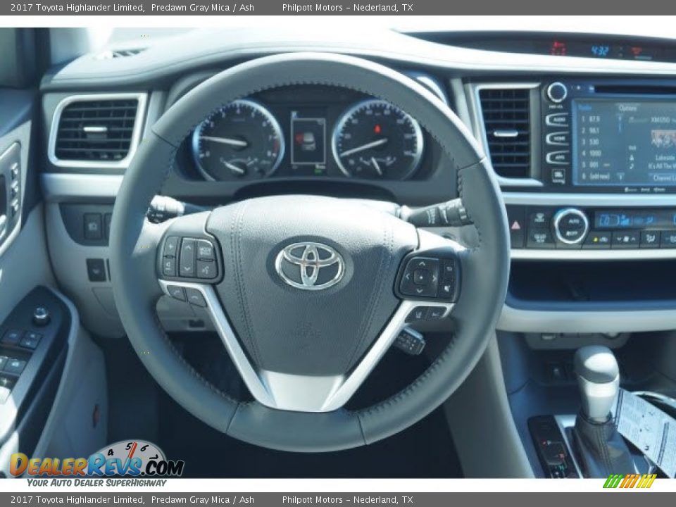2017 Toyota Highlander Limited Predawn Gray Mica / Ash Photo #9