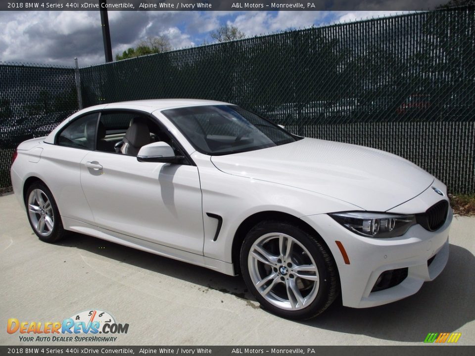 2018 BMW 4 Series 440i xDrive Convertible Alpine White / Ivory White Photo #1