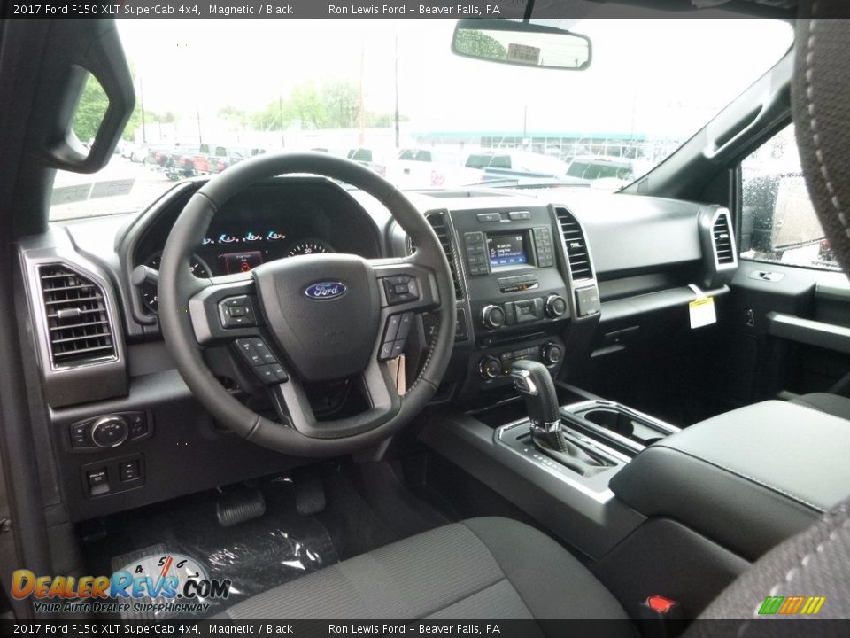 2017 Ford F150 XLT SuperCab 4x4 Magnetic / Black Photo #12