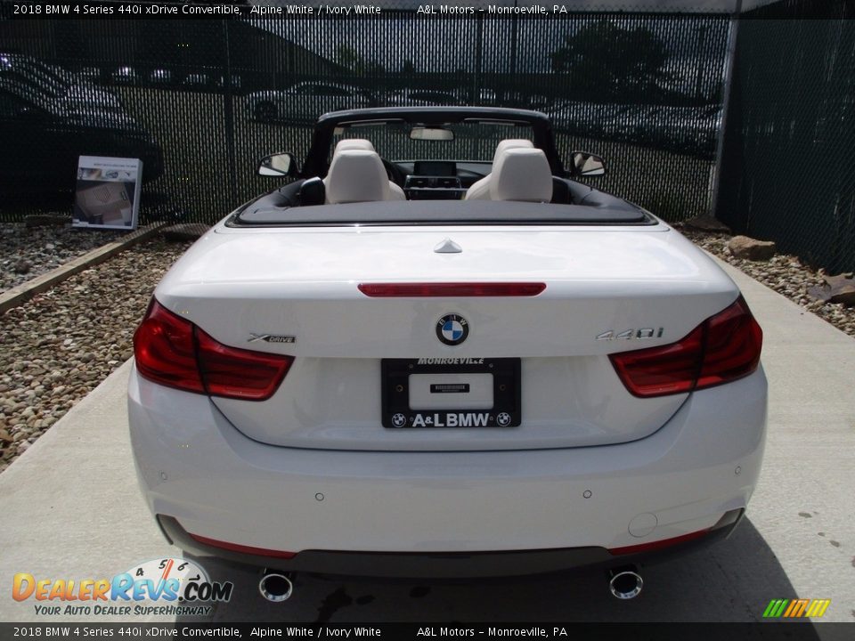 2018 BMW 4 Series 440i xDrive Convertible Alpine White / Ivory White Photo #11
