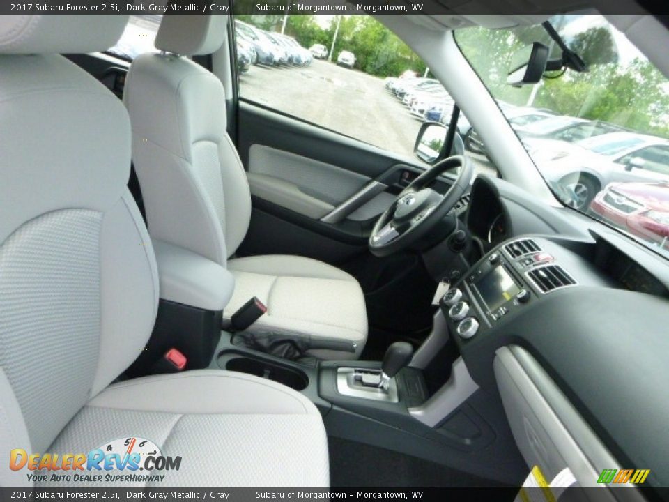 2017 Subaru Forester 2.5i Dark Gray Metallic / Gray Photo #3